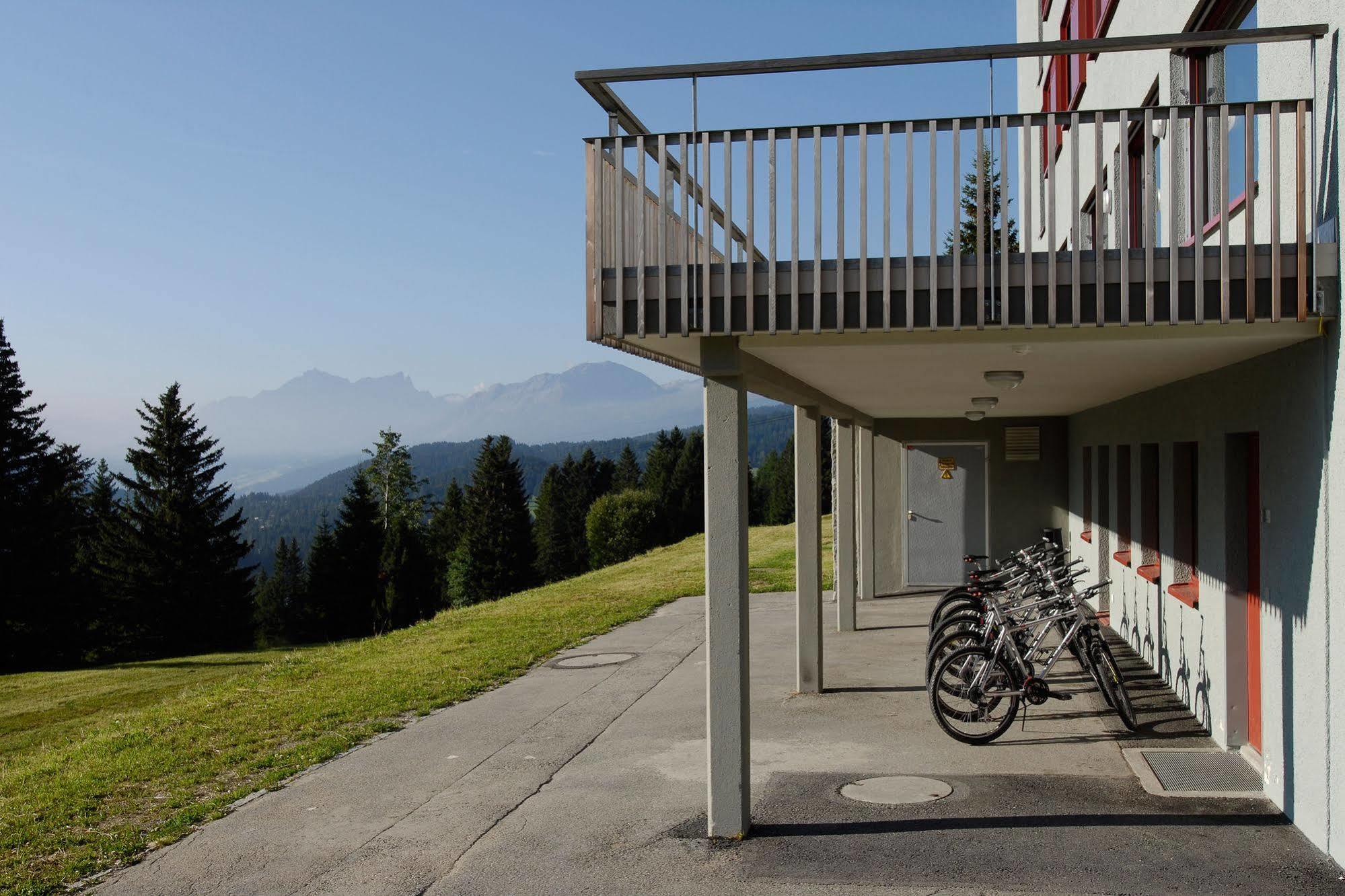 Valbella-Lenzerheide Youth Hostel מראה חיצוני תמונה