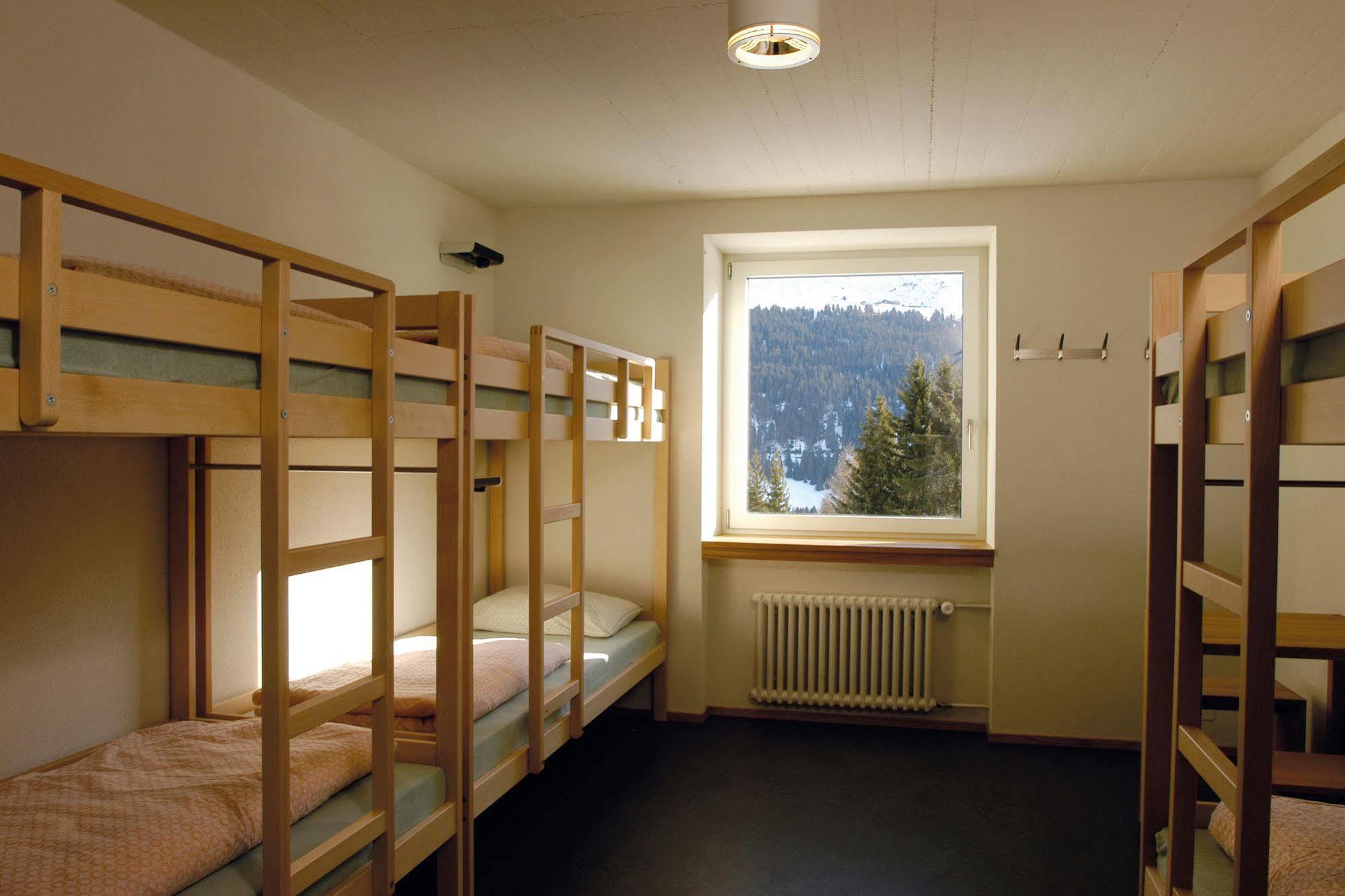 Valbella-Lenzerheide Youth Hostel מראה חיצוני תמונה